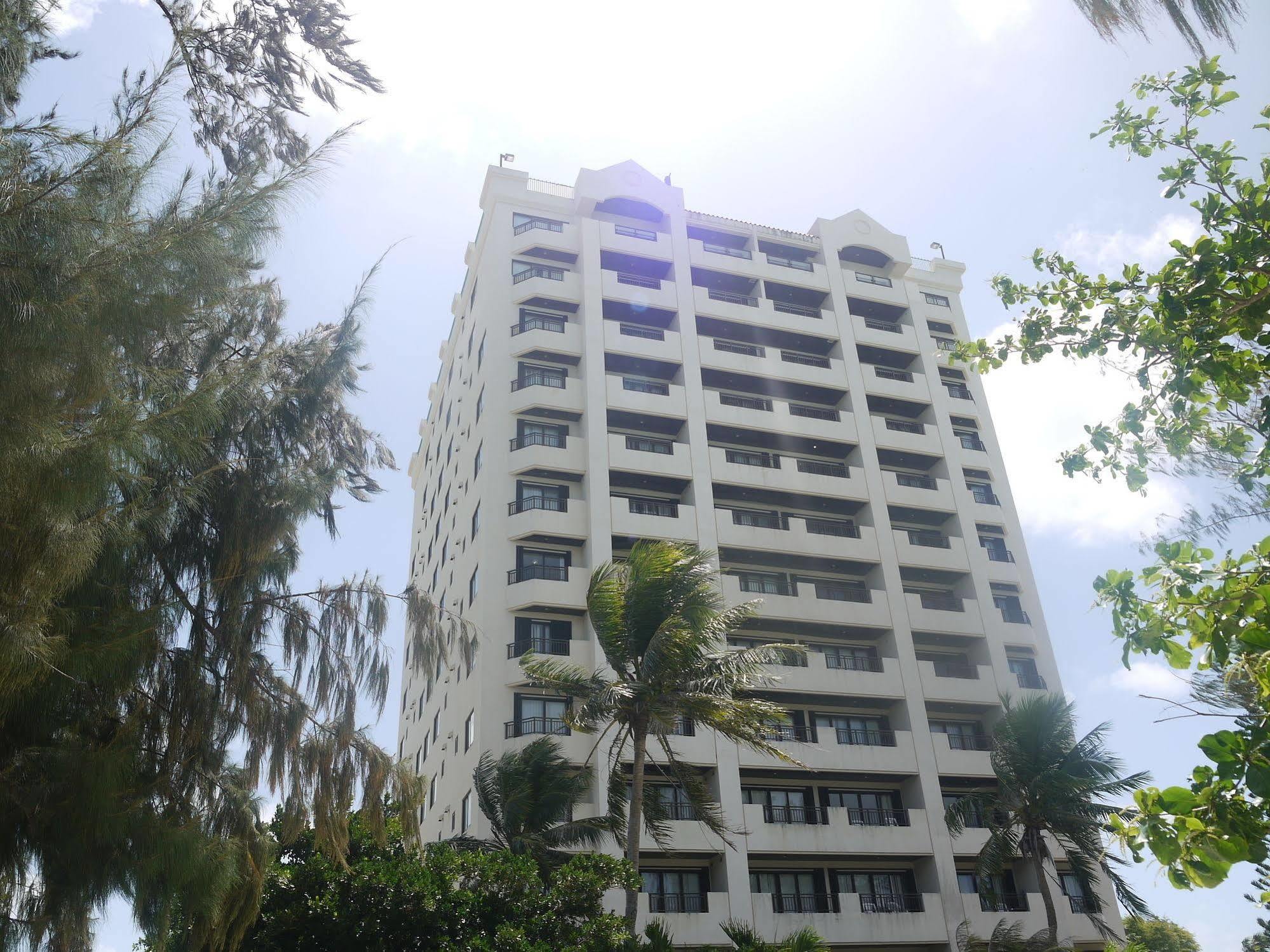 Aquarius Beach Tower Susupe Esterno foto