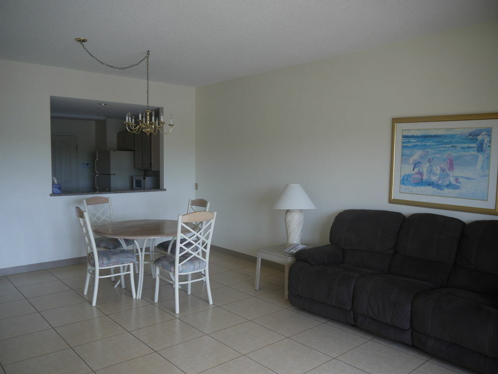 Aquarius Beach Tower Susupe Esterno foto